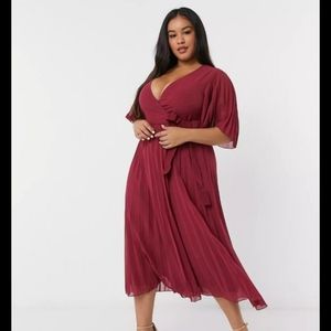 ASOS DESIGN Curve Dress, Size US 20, NWT, Berry Color
